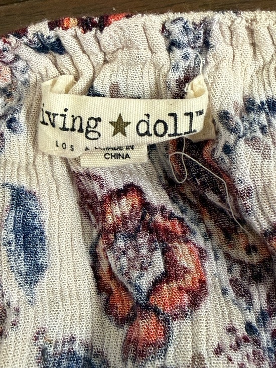 Living Doll Boho Floral Off Shoulder Top Medium Cream Brick Smocked Cute - Picture 7 of 11